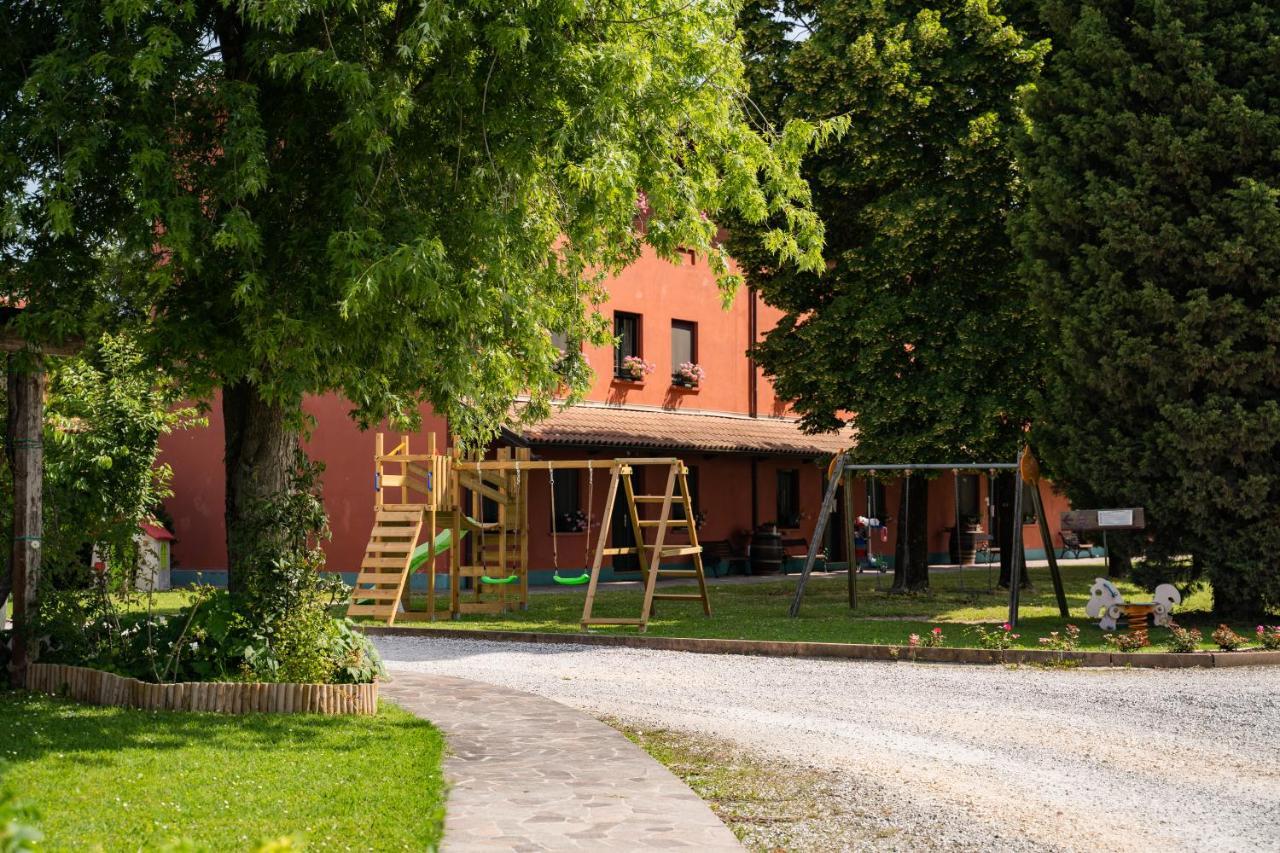 Agriturismo Isola Augusta Palazzolo dello Stella Exterior photo