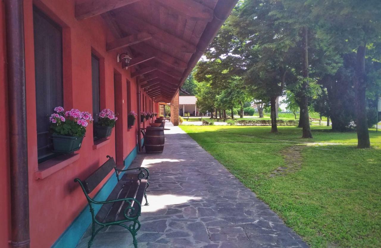 Agriturismo Isola Augusta Palazzolo dello Stella Exterior photo
